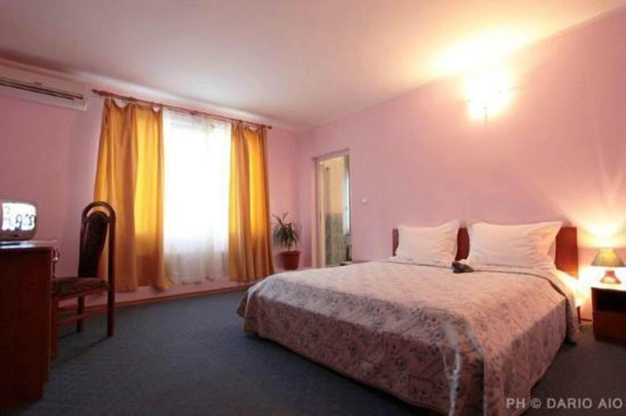 Hotel Adriatico Τιμισοάρα Εξωτερικό φωτογραφία