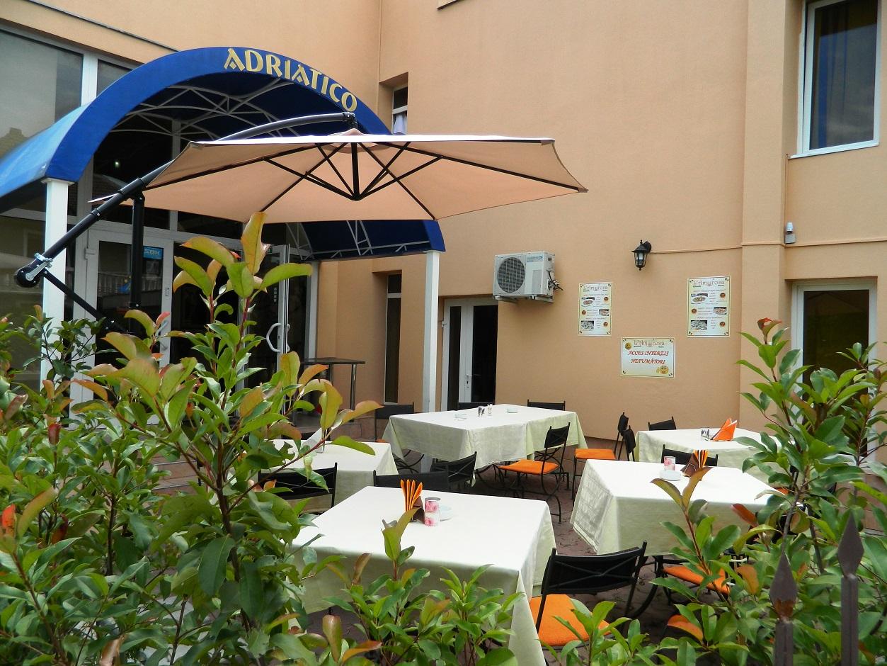 Hotel Adriatico Τιμισοάρα Εξωτερικό φωτογραφία