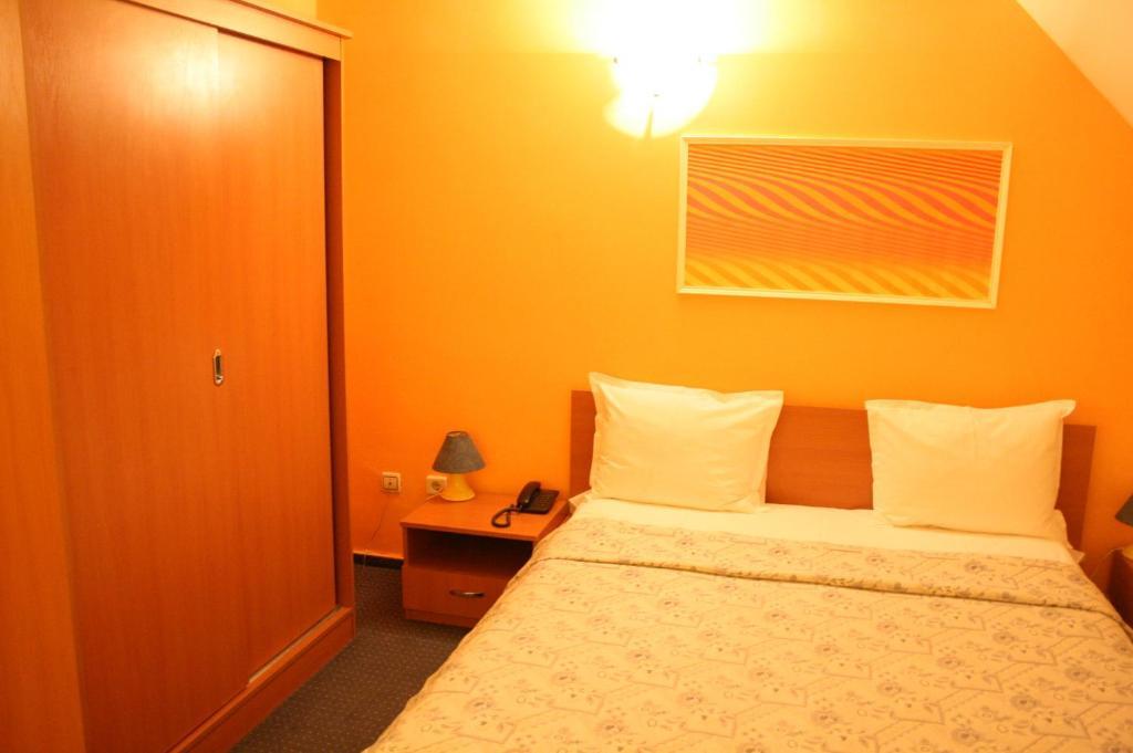 Hotel Adriatico Τιμισοάρα Εξωτερικό φωτογραφία