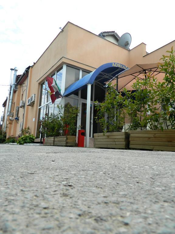 Hotel Adriatico Τιμισοάρα Εξωτερικό φωτογραφία
