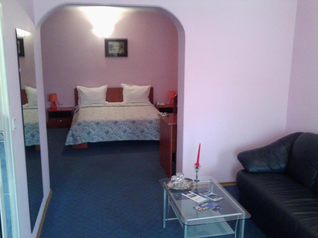 Hotel Adriatico Τιμισοάρα Δωμάτιο φωτογραφία